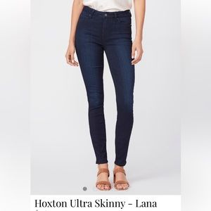 Paige Hoxton skinny jeans